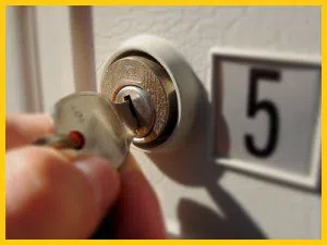 Expert Locksmith Store El Cajon, CA 619-213-1358 - 23-9